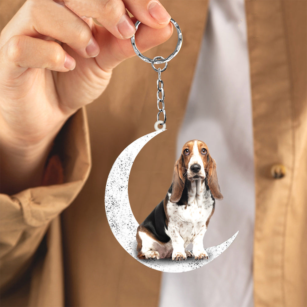 Basset Hound-Sit On The Moon Keychain