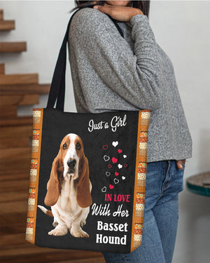 Basset Hound  In Love-Cloth Tote Bag