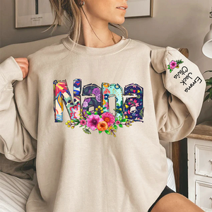 Personalzied Grandma with Flowers And Kids Sweatshirt